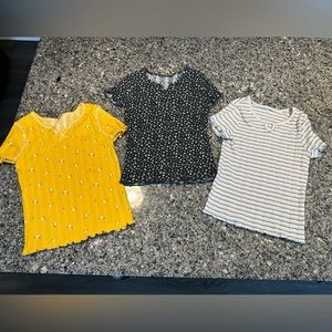 Lot of 3 art class tees